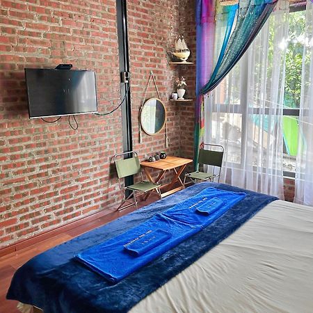 Halo Bay Homestay Hạ Long Exterior foto