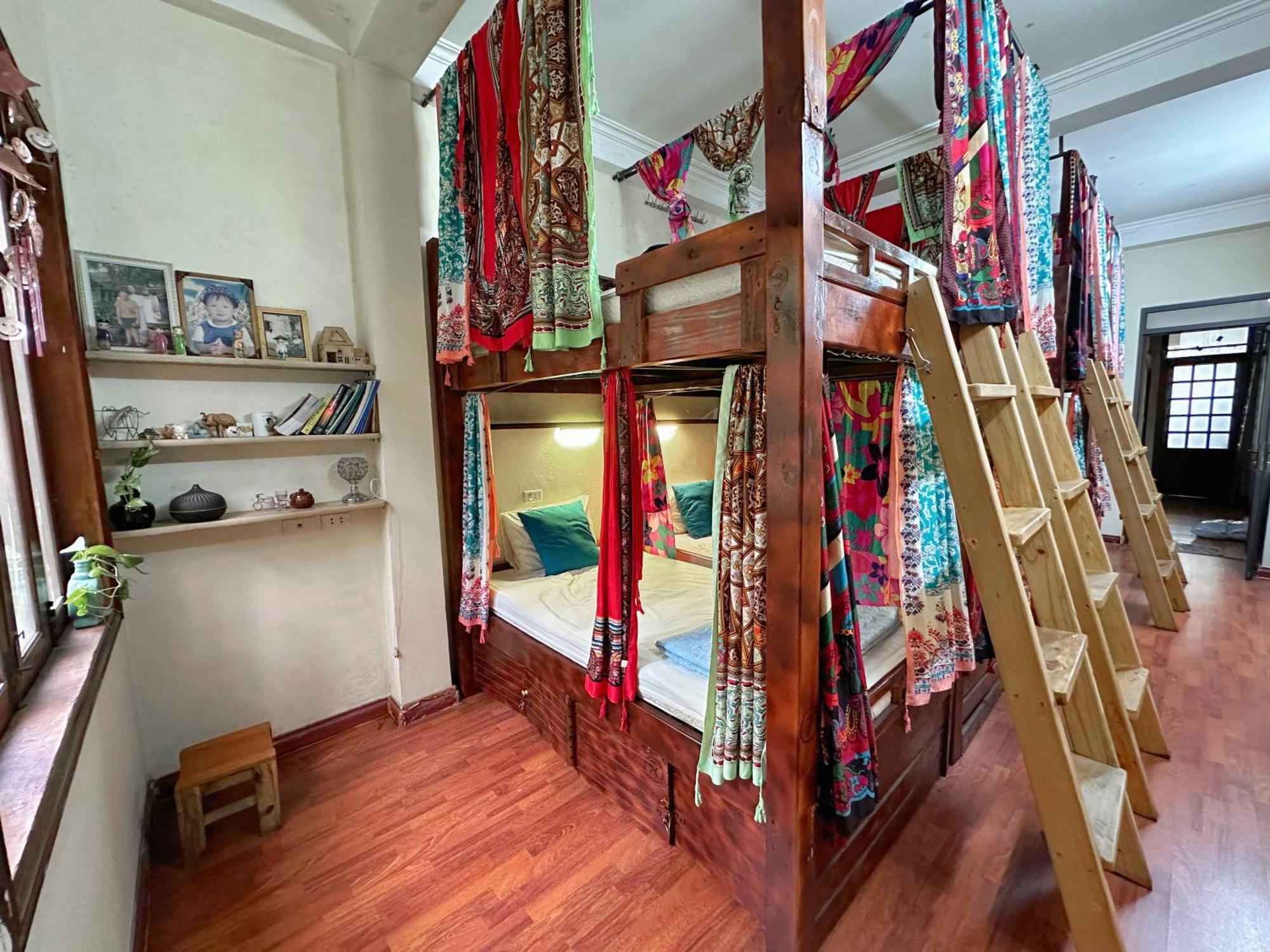 Halo Bay Homestay Hạ Long Exterior foto